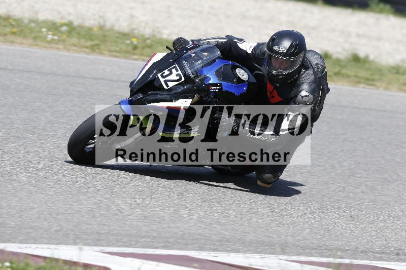 /10 20.04.2026  Pluess Moto Sport ADR/Freies Fahren/52